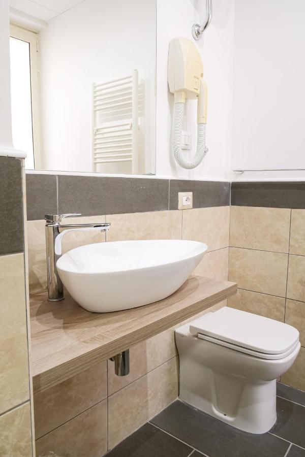 Hotel Terrazza Magenta Ρώμη Εξωτερικό φωτογραφία